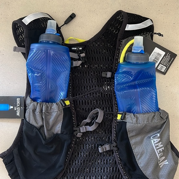 CAMELBAK NANO VEST - running vest - Picture 5 of 6